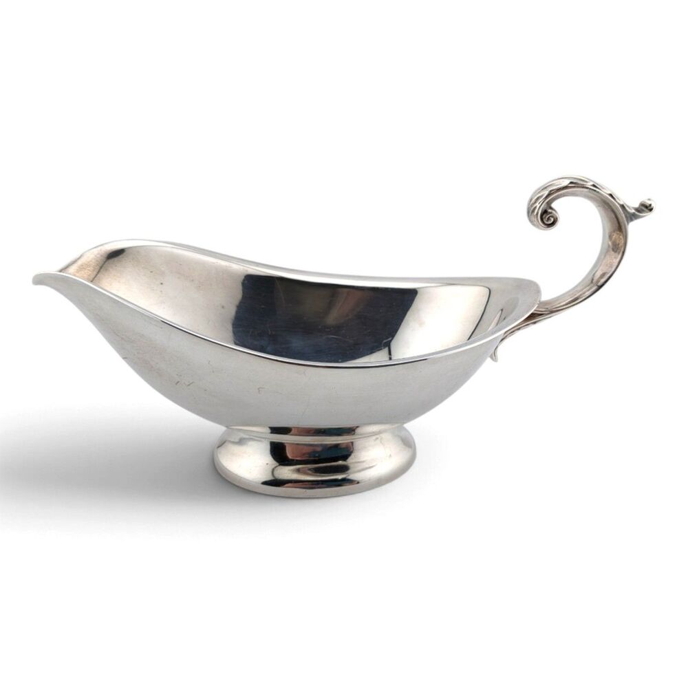 Reed & Barton Gravy Boat Silver-plate? Ornate Leaf Scroll Handle Vintage 9.5"